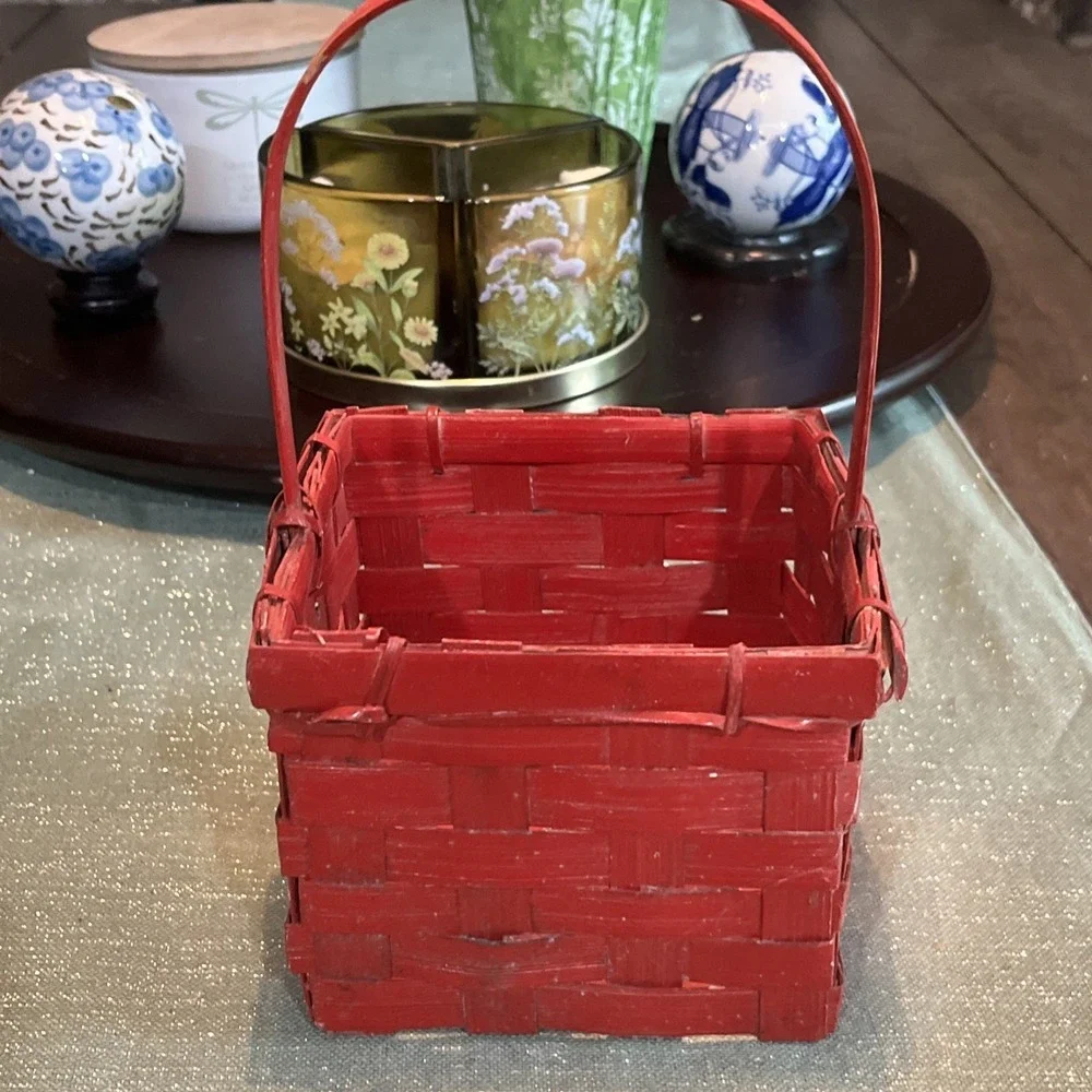 Hand Painted Picnic Christmas Red Basket  FOLK ART  Geese~Vintage
